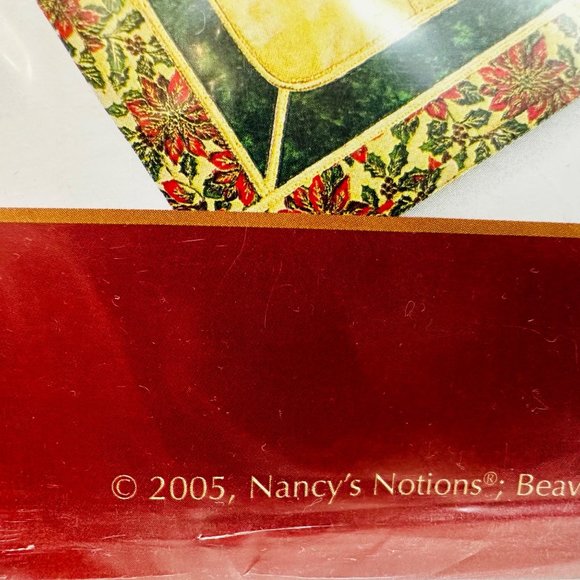 Rare Sewing with Nancy Holiday Table Runner Kit - NOS (2005) - Picture 8 of 8